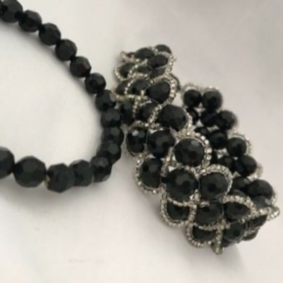 Elastic Bracelets With Tonal Beads Black & Silver - Picture 6 of 9